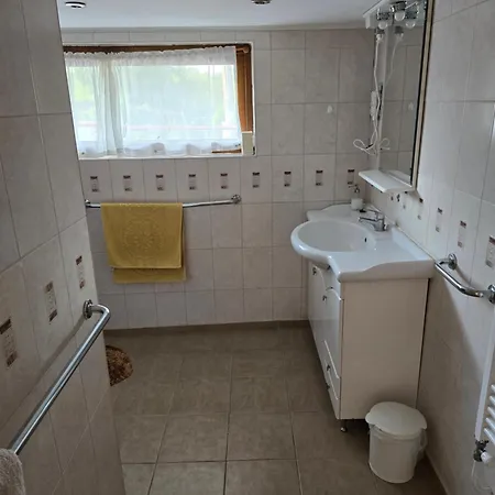 Feriehus Irakli Sea View Nature Retreat, Sleeps 10, 10 Min To Banya (Burgas)