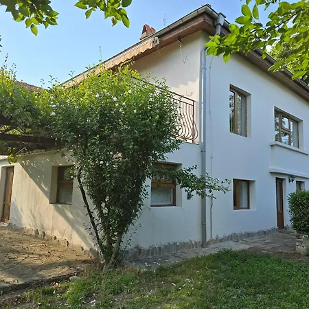 Irakli Sea View Nature Retreat, Sleeps 10, 10 Min To